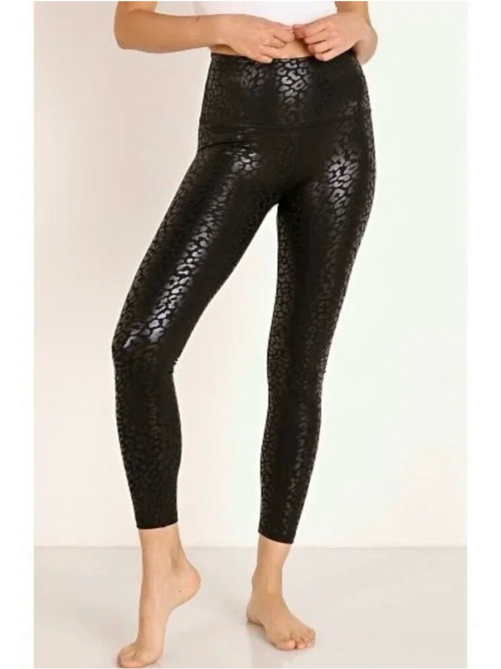 BEYOND YOGA Shiny Leopard Print High Waisted Midi Leggings Size M